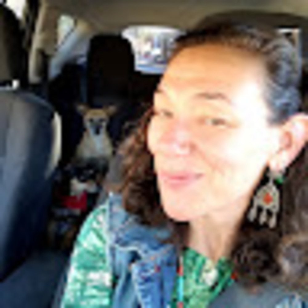 Meet your Posher, Lydia